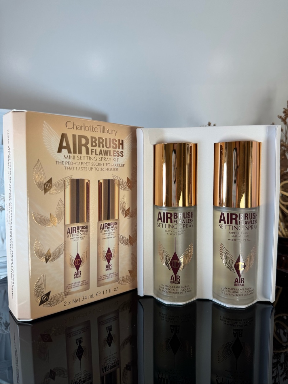 Charlotte Tilbury Airbrush Flawless Mini Setting Spray Kit